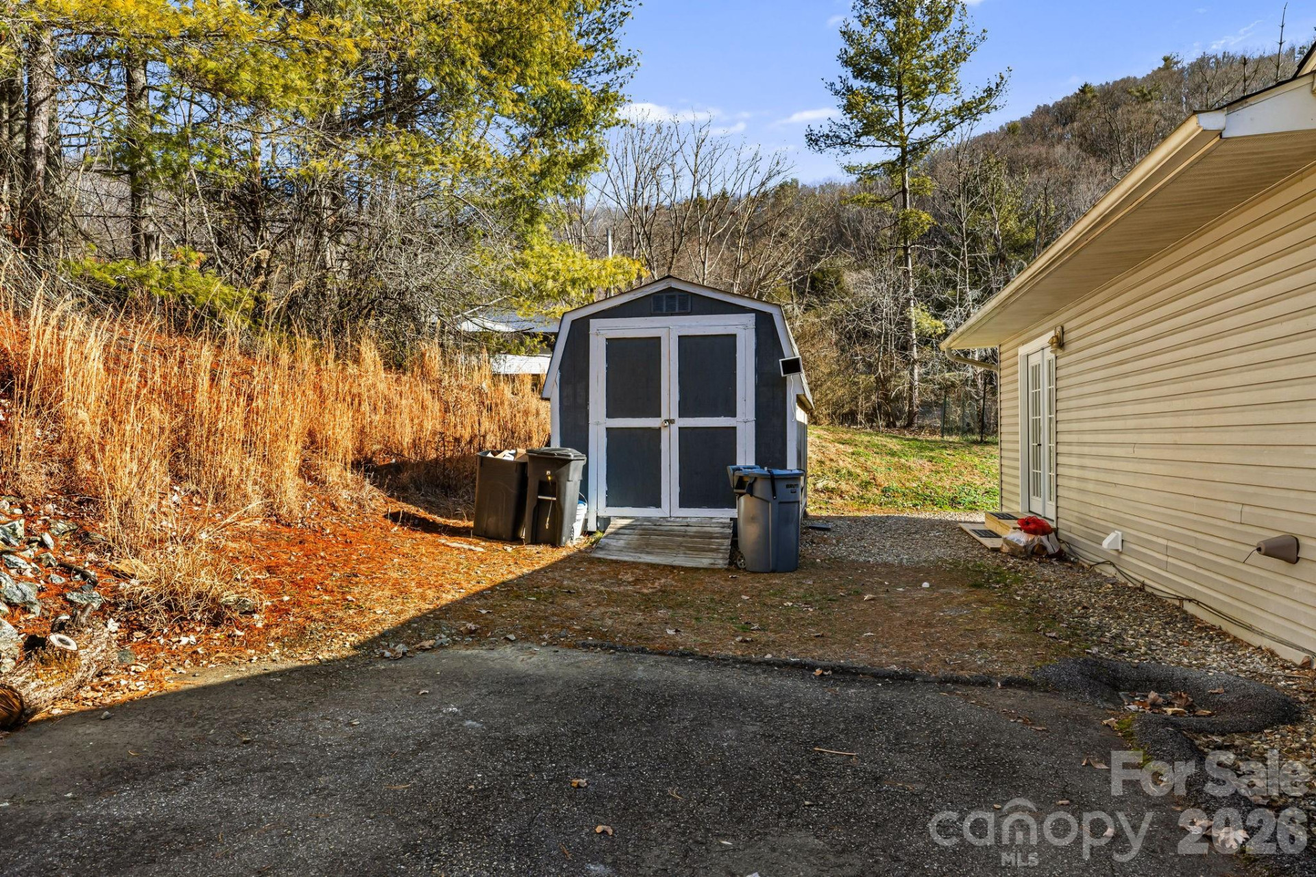 1590 Bruce Road - Photo 33