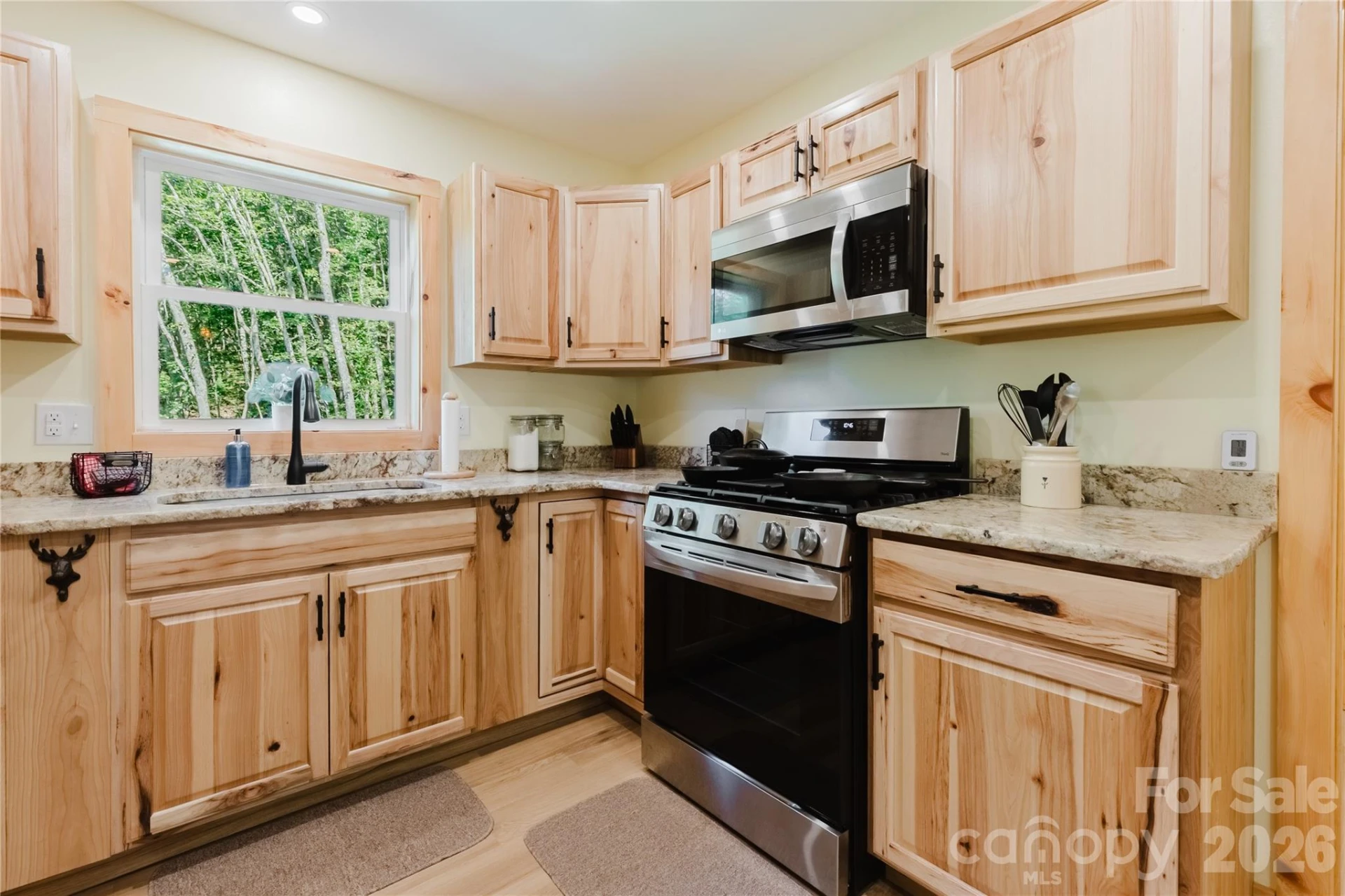 241 Golden Hawk Drive #85 - Photo 16