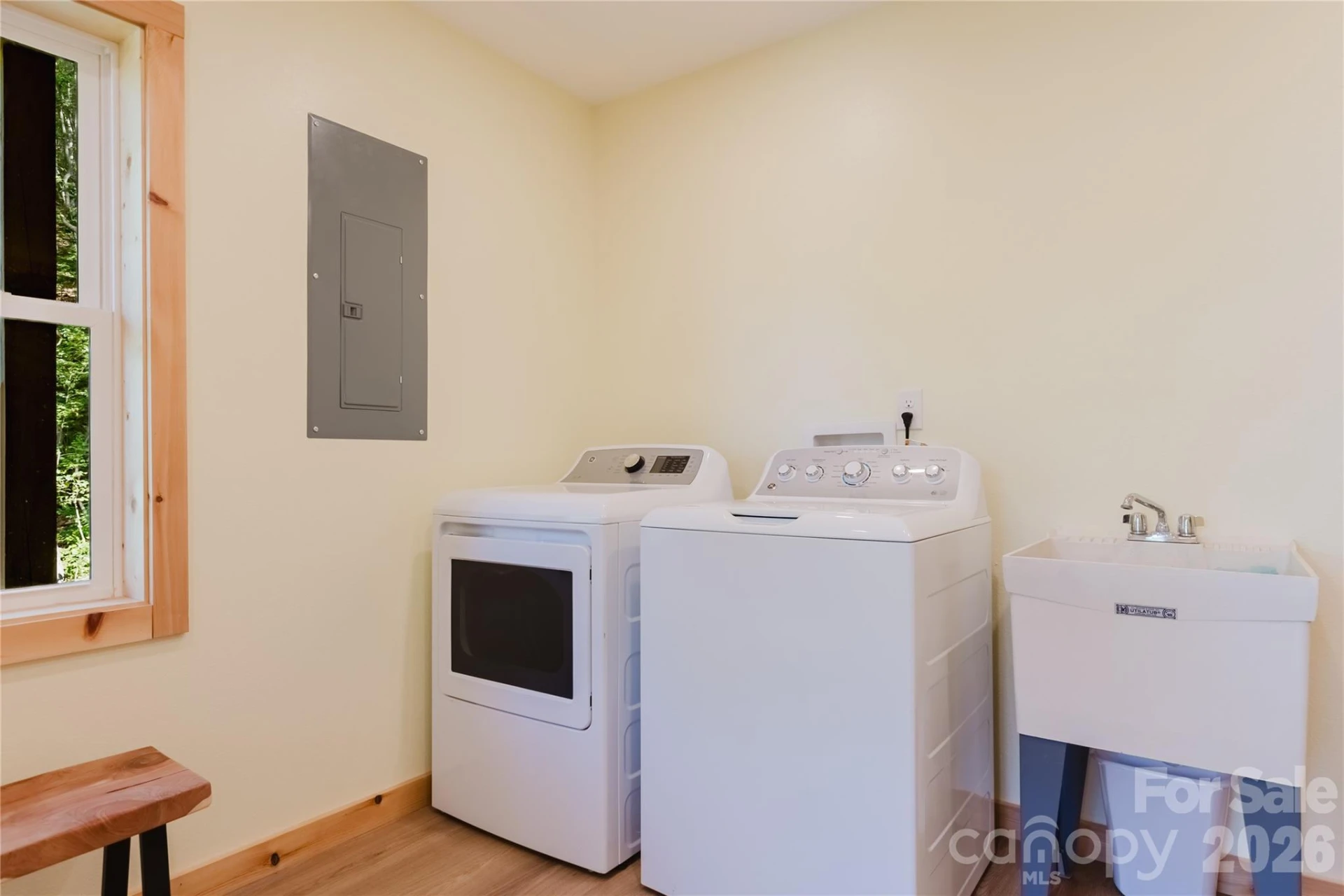 241 Golden Hawk Drive #85 - Photo 27