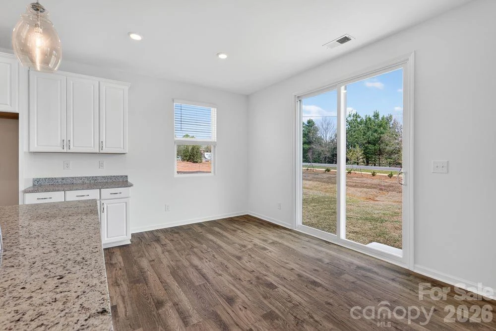 507 Silver Birch Court - Photo 10