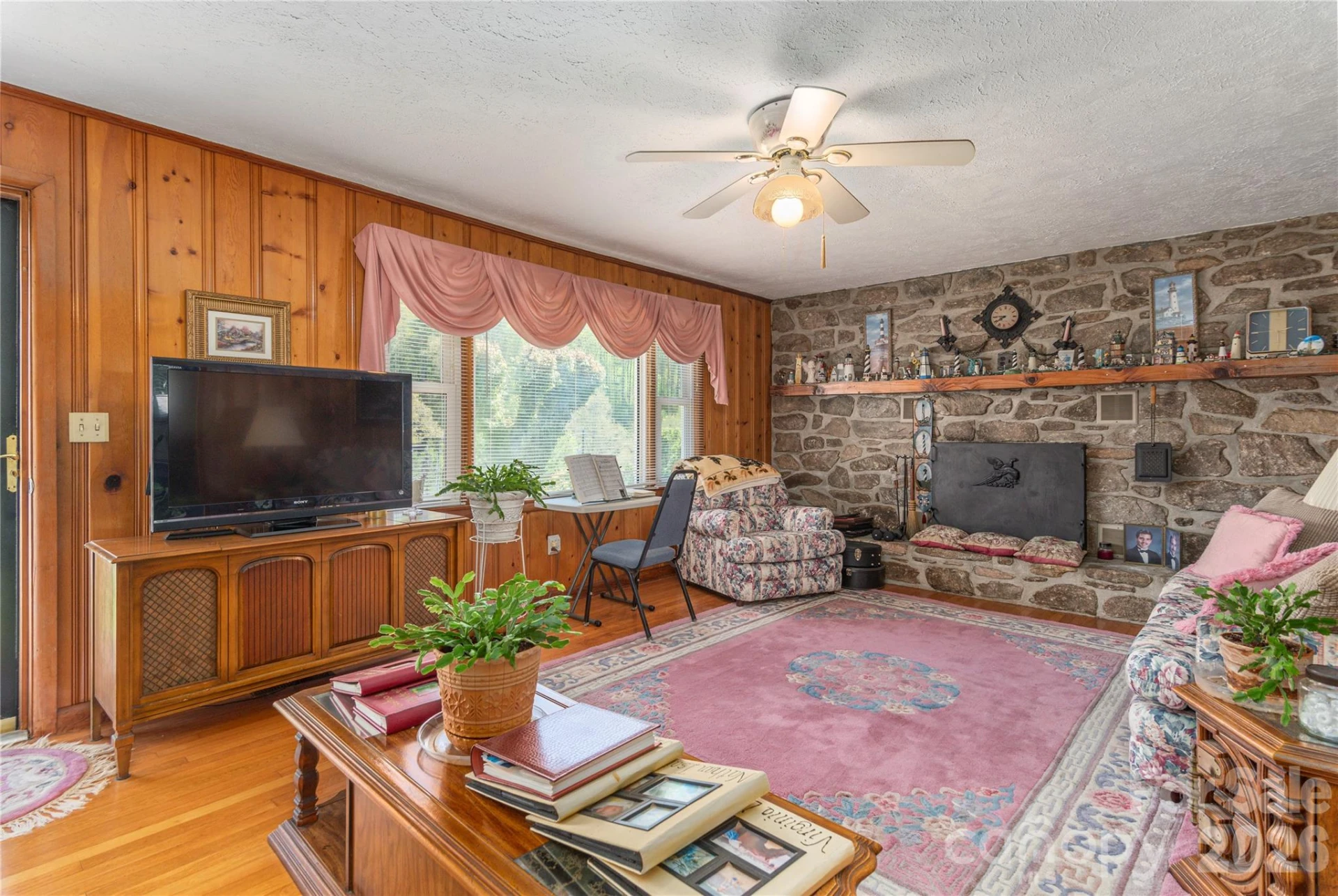 96 Tower Lane - Photo 12