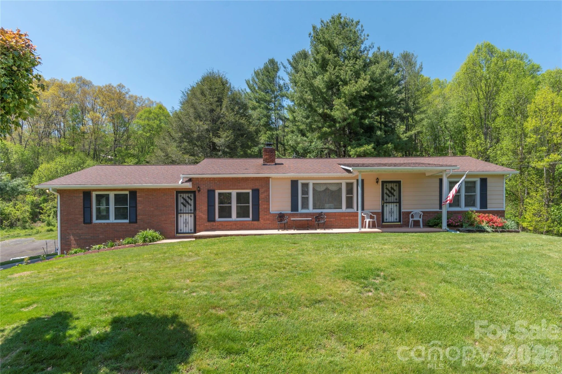 96 Tower Lane - Photo 3