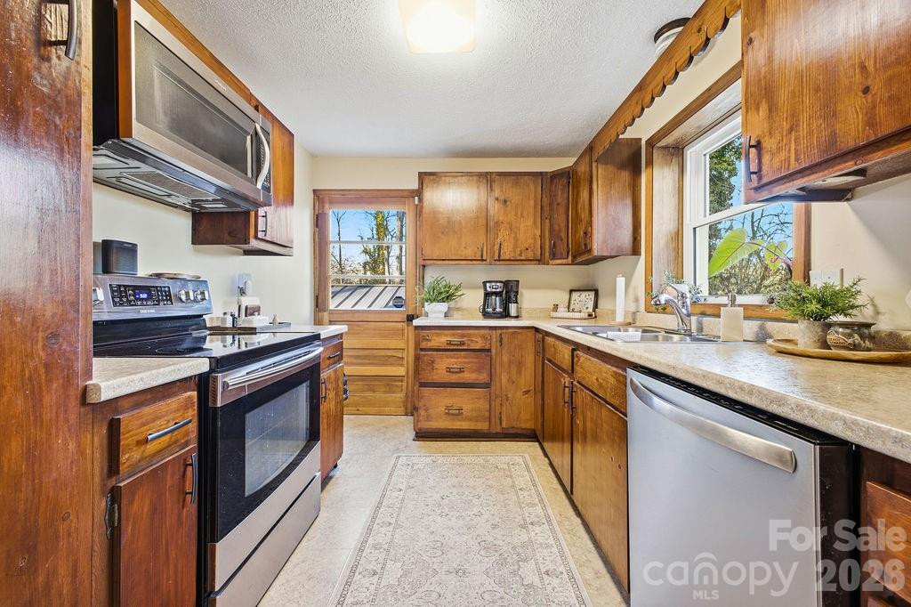 34 Greenbriar Road - Photo 14