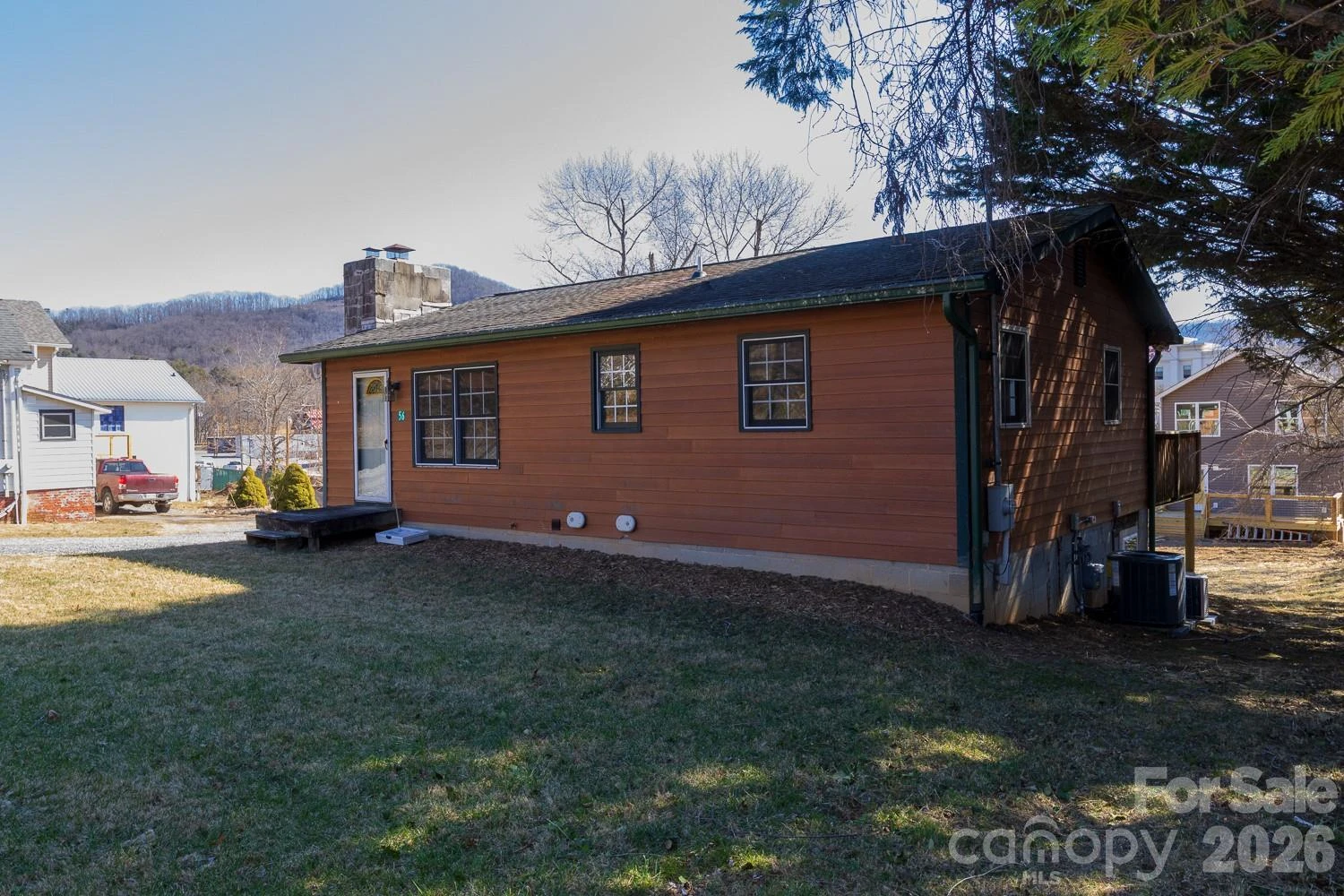 56 Vance Avenue - Photo 2