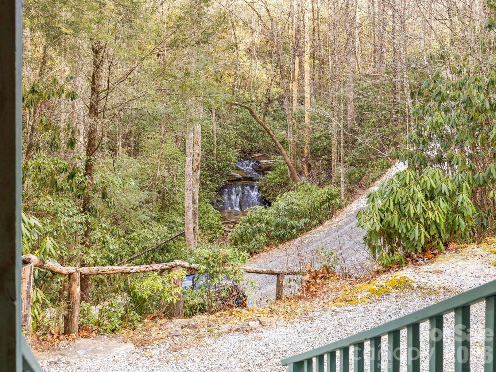 581 Hubbard Hollow Road - Photo 7