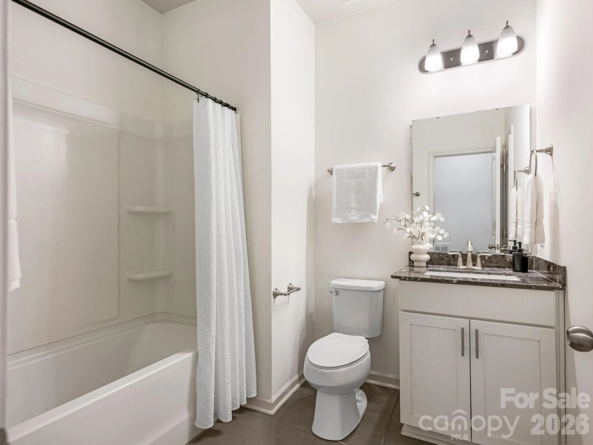 9533 Ainslie Downs Street - Photo 6