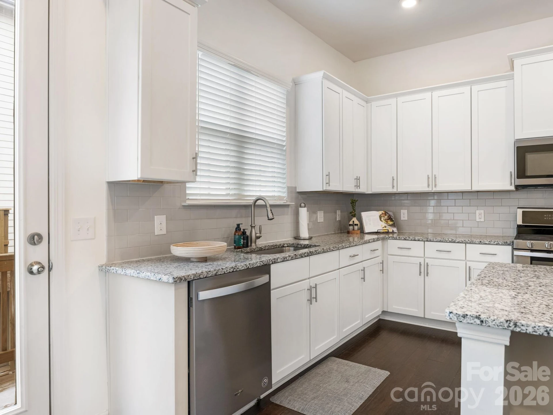 9533 Ainslie Downs Street - Photo 10