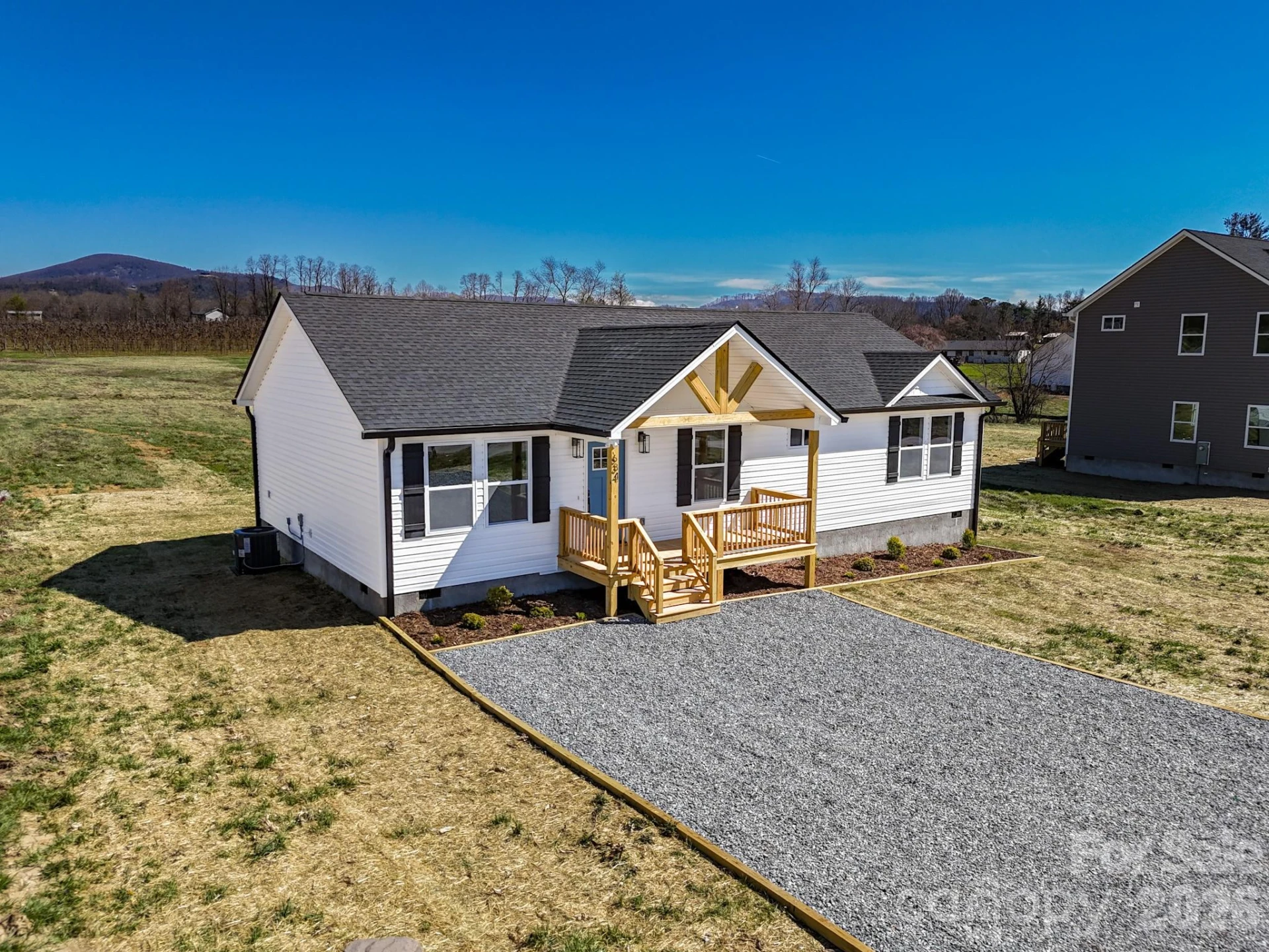 634 Beehive Road - Photo 3