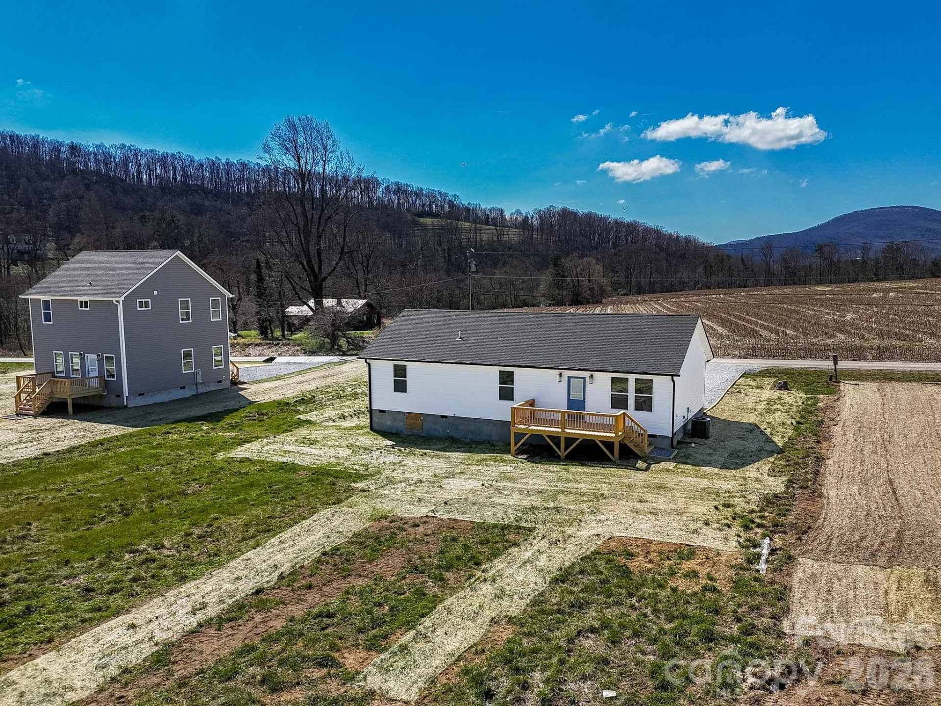 634 Beehive Road - Photo 5