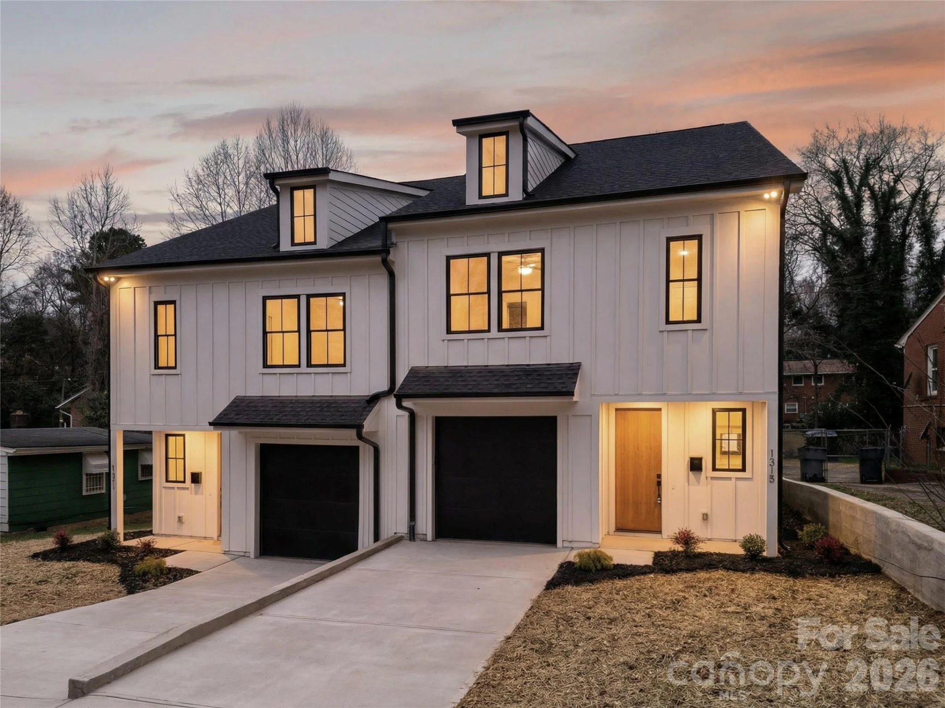 1315 CONDON Street - Photo 2