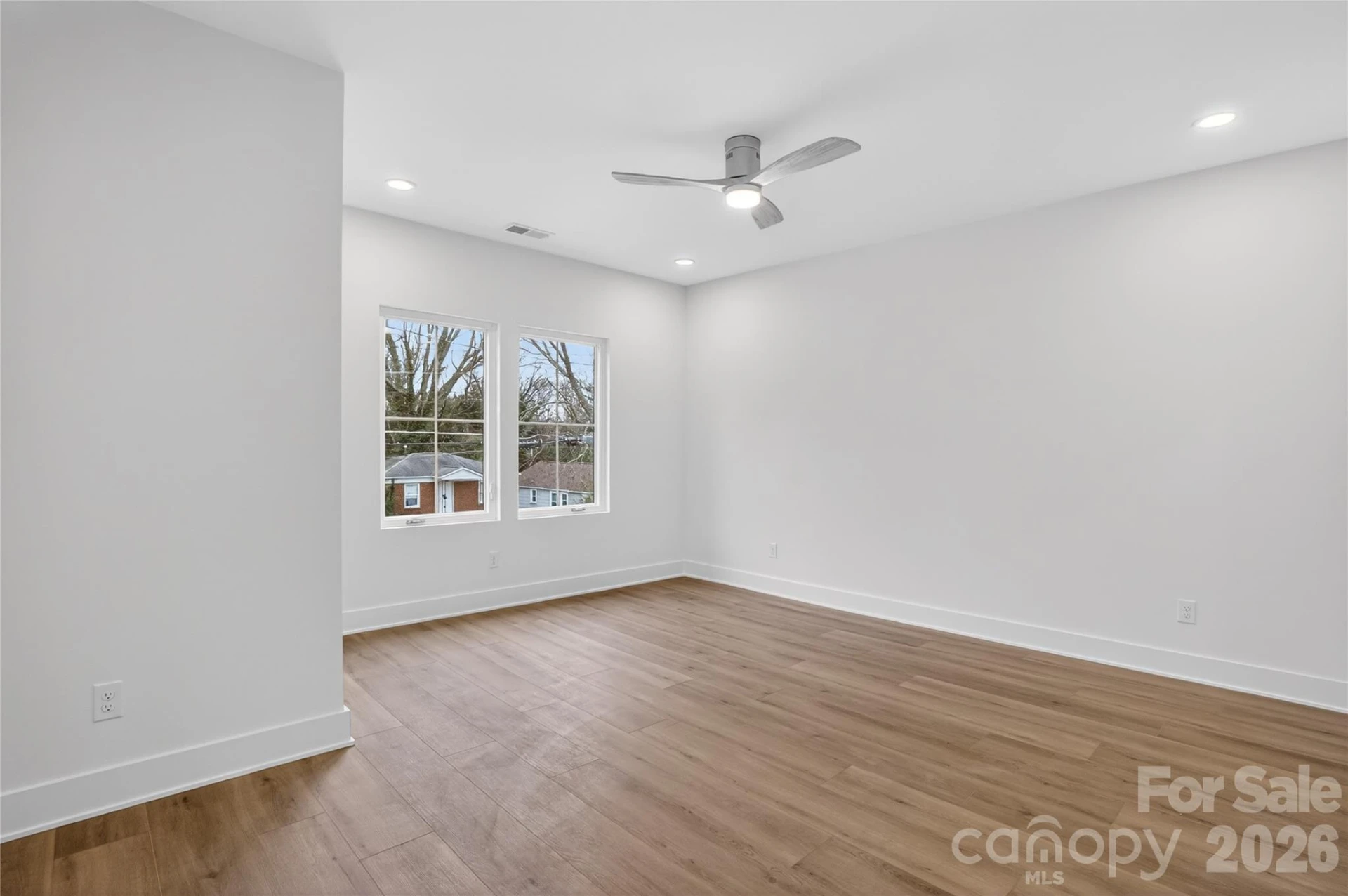 1315 CONDON Street - Photo 24
