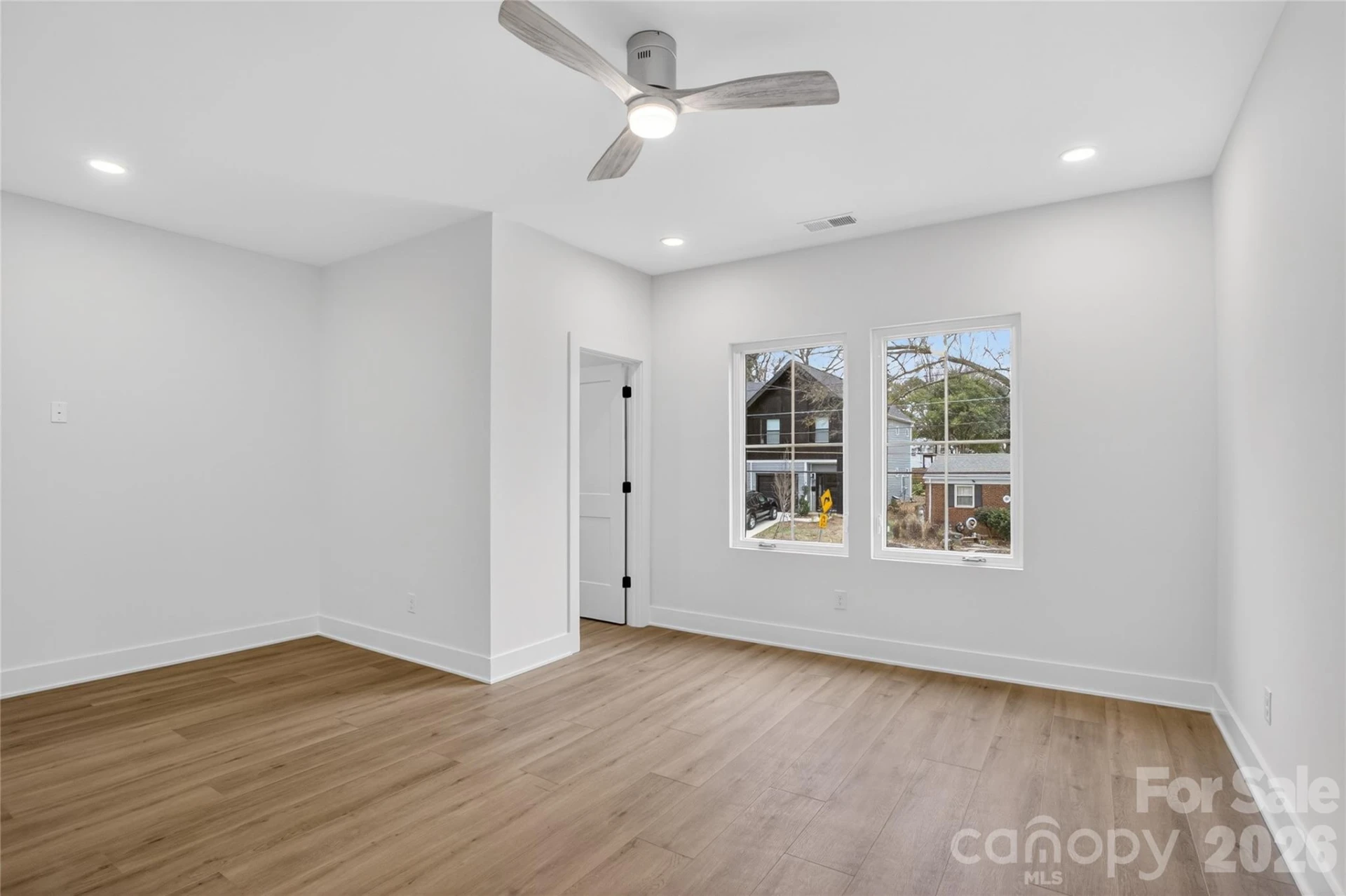 1315 CONDON Street - Photo 25