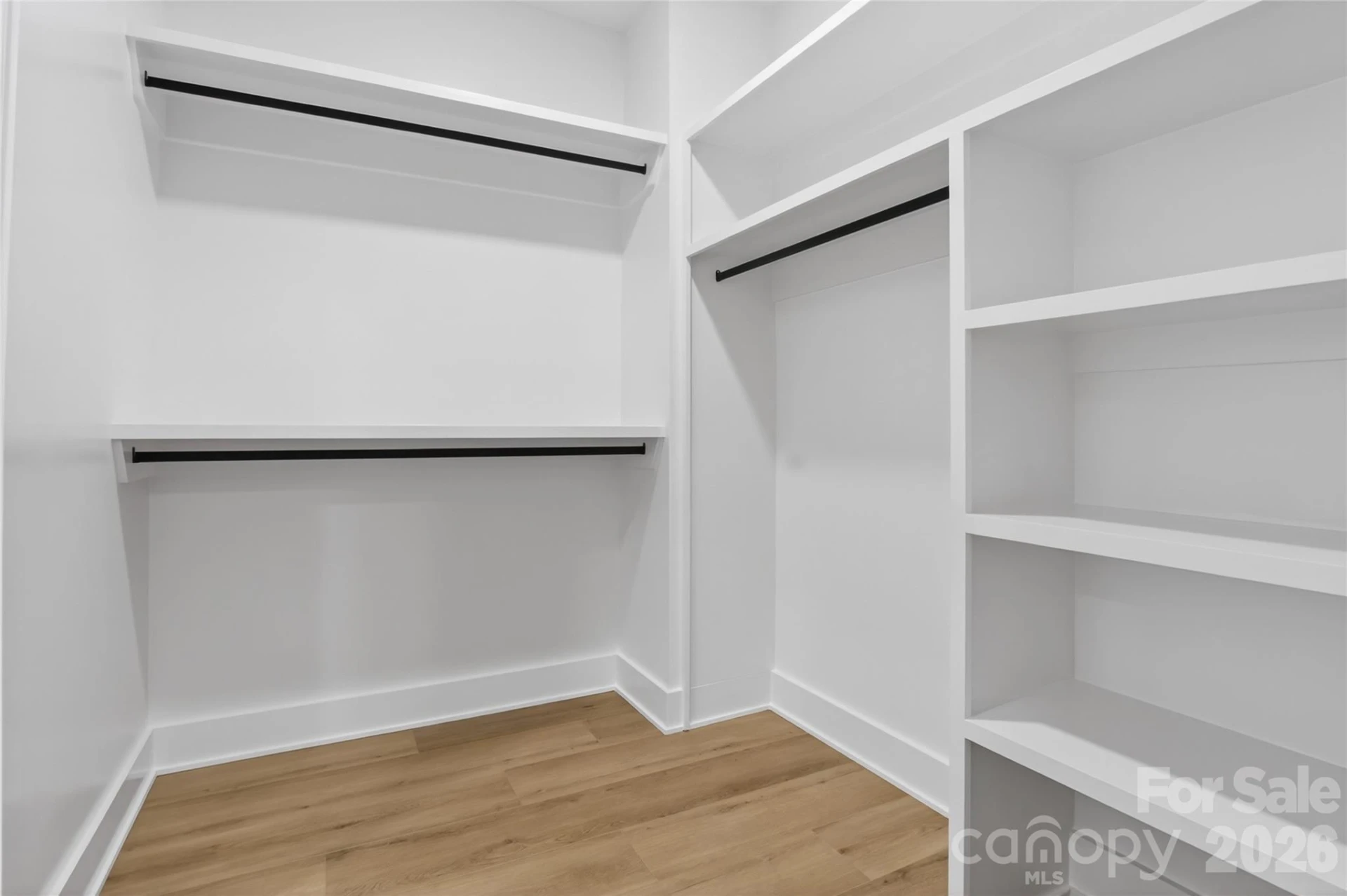 1315 CONDON Street - Photo 37