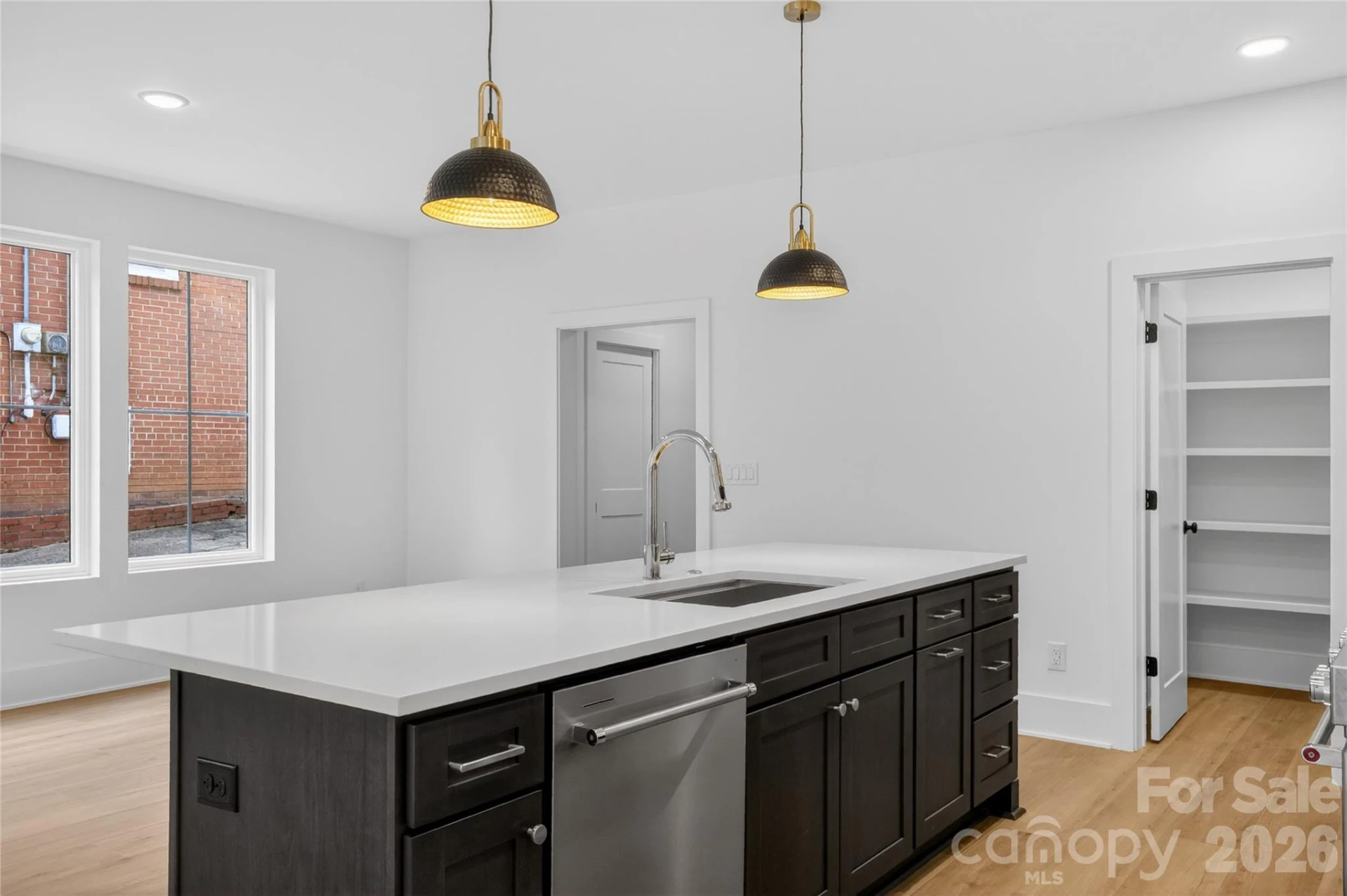 1315 CONDON Street - Photo 7