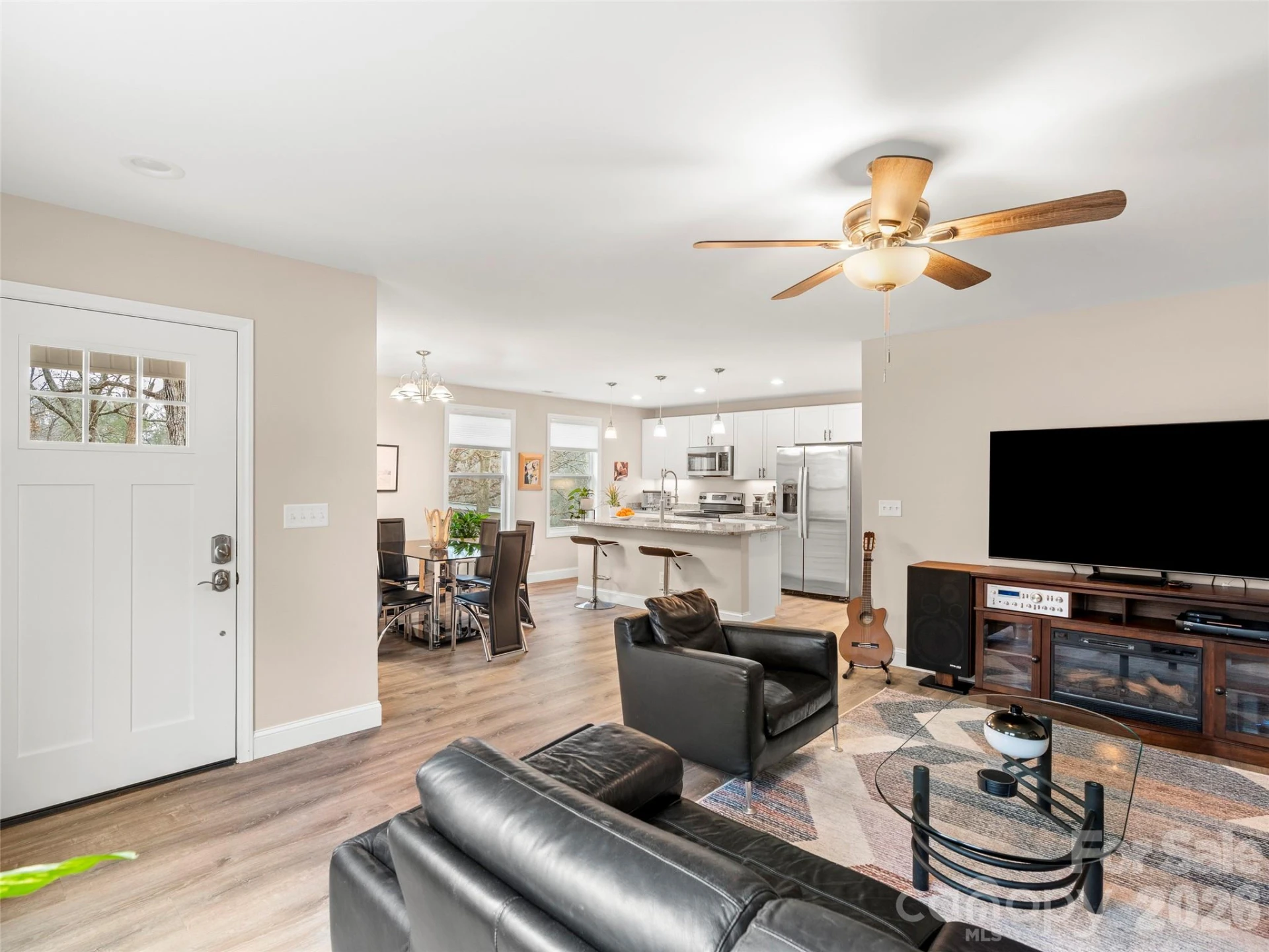 92 Lakeside Drive - Photo 5