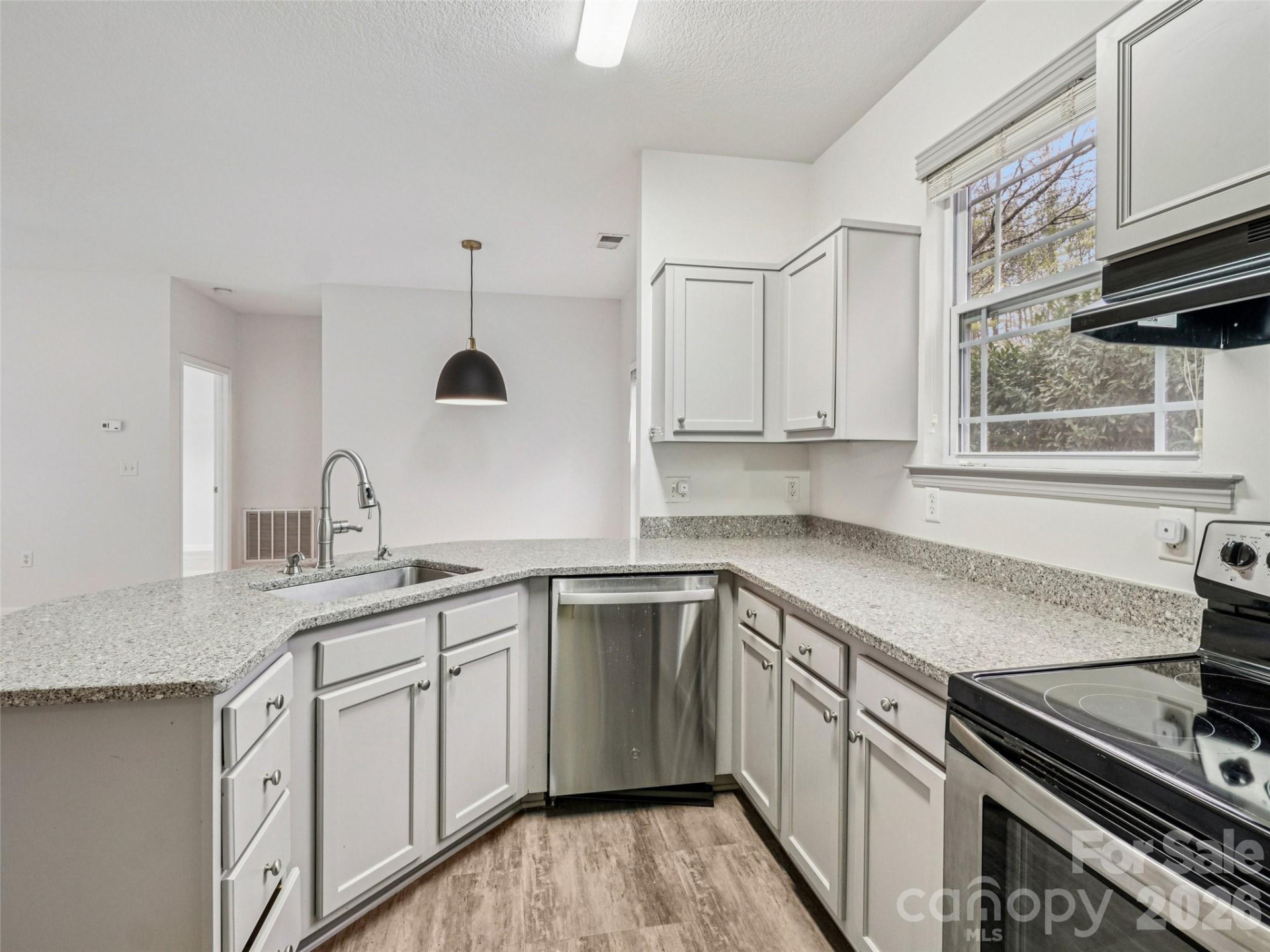 9 Northbrook Place #A - Photo 15