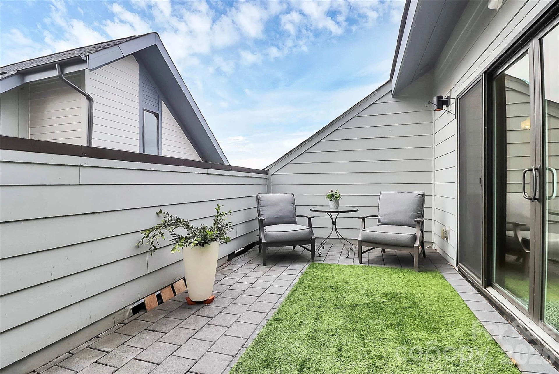 1004 Margaret Brown Street #D - Photo 2