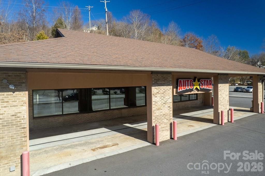 307 Main Street - Photo 2