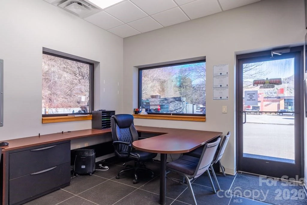 307 Main Street - Photo 12