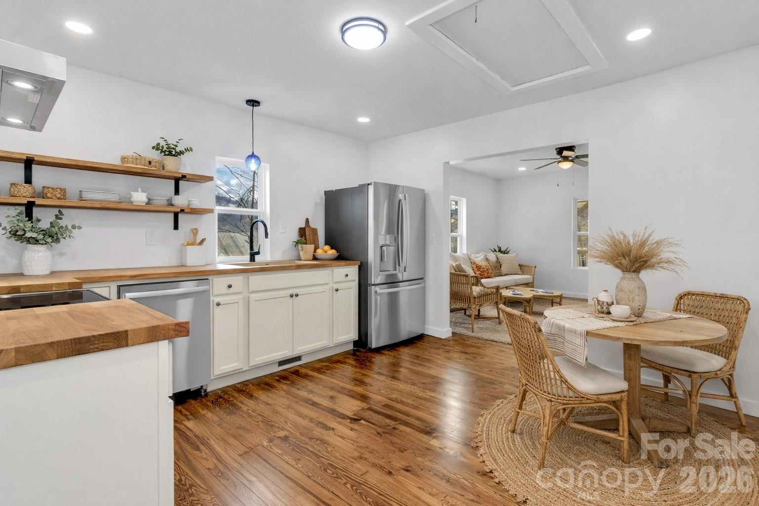 246 Marion Street - Photo 3