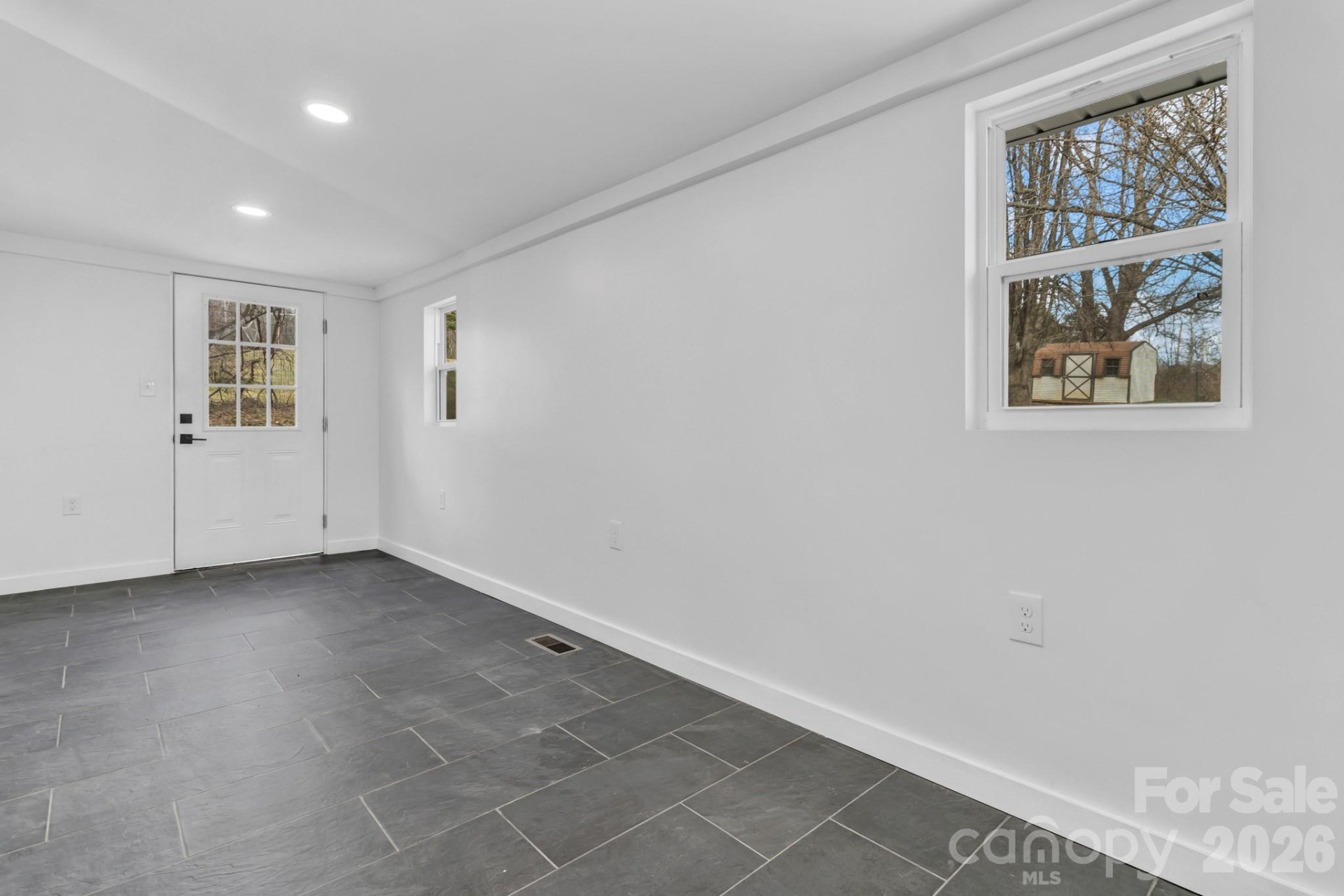 246 Marion Street - Photo 36