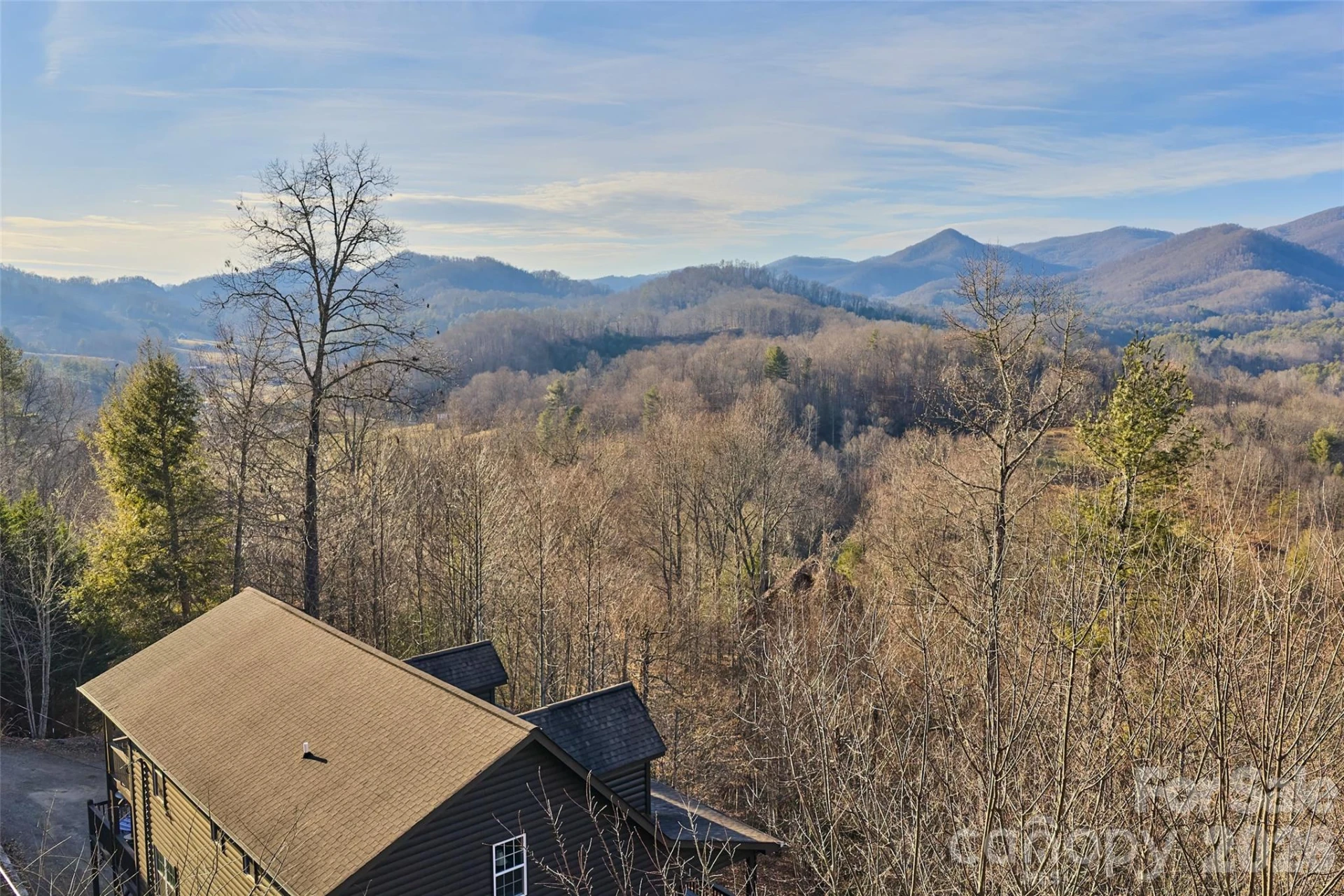263 Pinnacle Drive - Photo 2