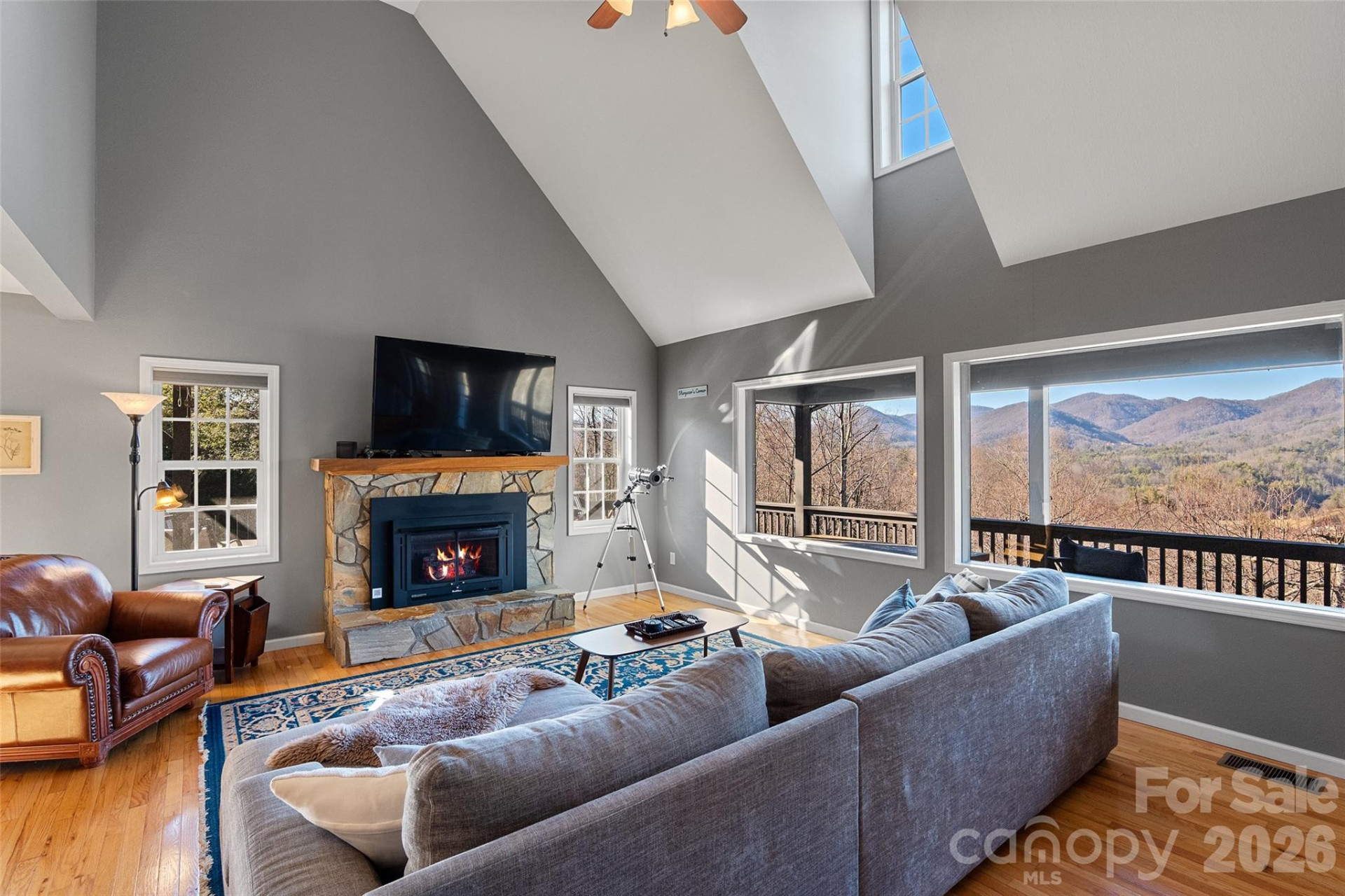 263 Pinnacle Drive - Photo 4