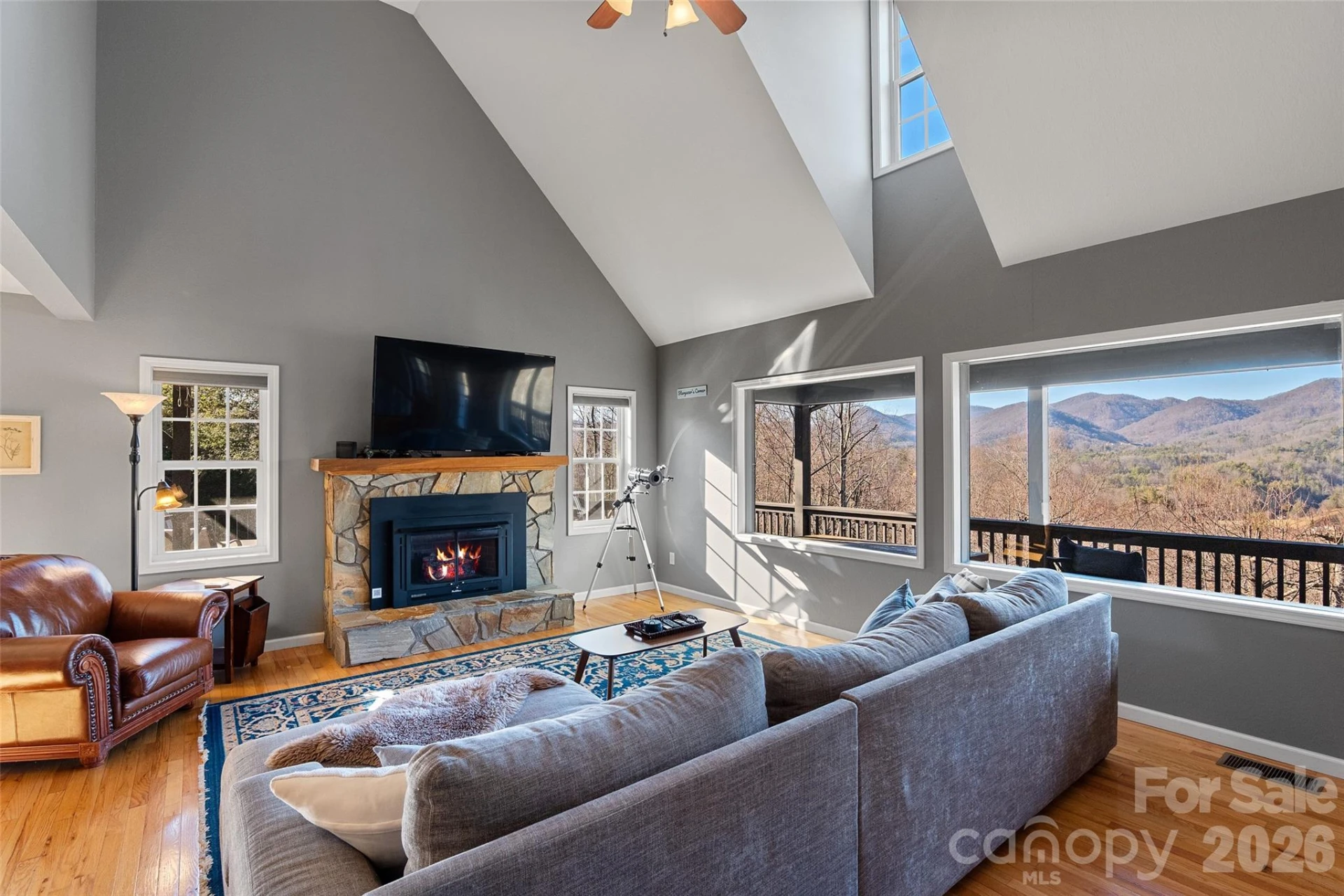 263 Pinnacle Drive - Photo 4