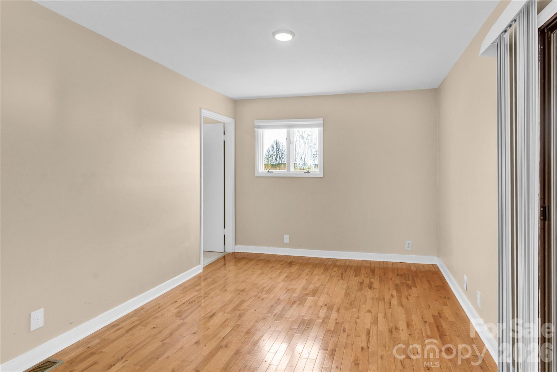 229 Riverhills Drive - Photo 11