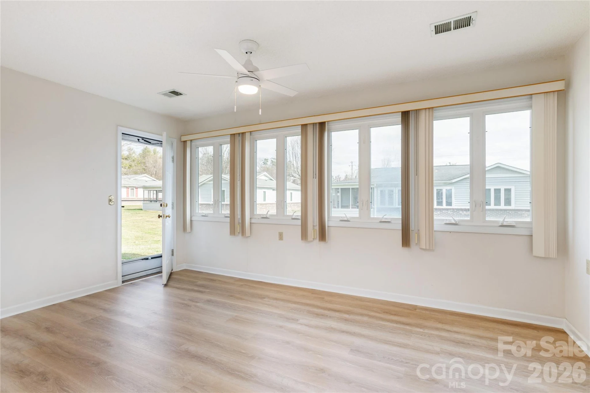 228 Dartcrest Drive - Photo 12