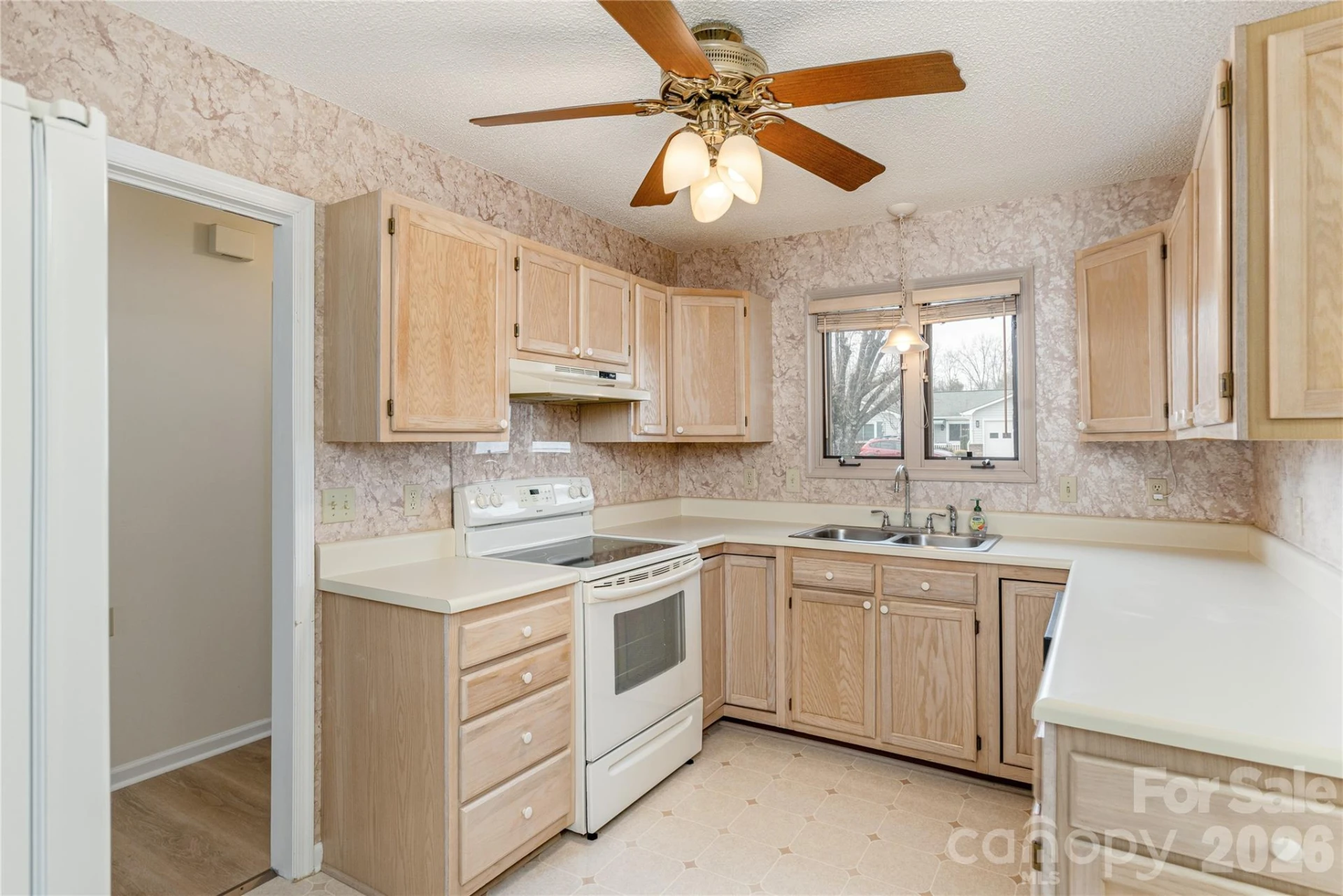 228 Dartcrest Drive - Photo 14