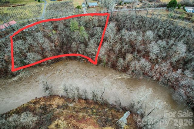 415 Pigeon Ford Road, Canton, NC, 28716