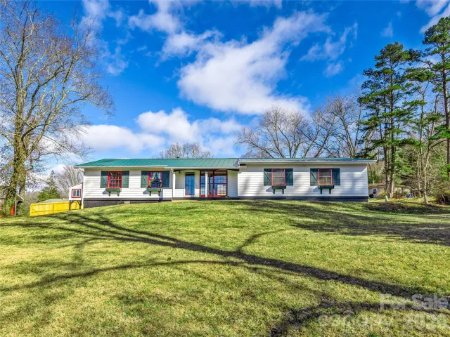 34 Southwicke Drive