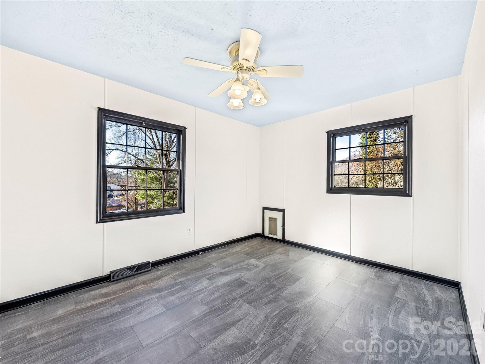 34 Southwicke Drive - Photo 17