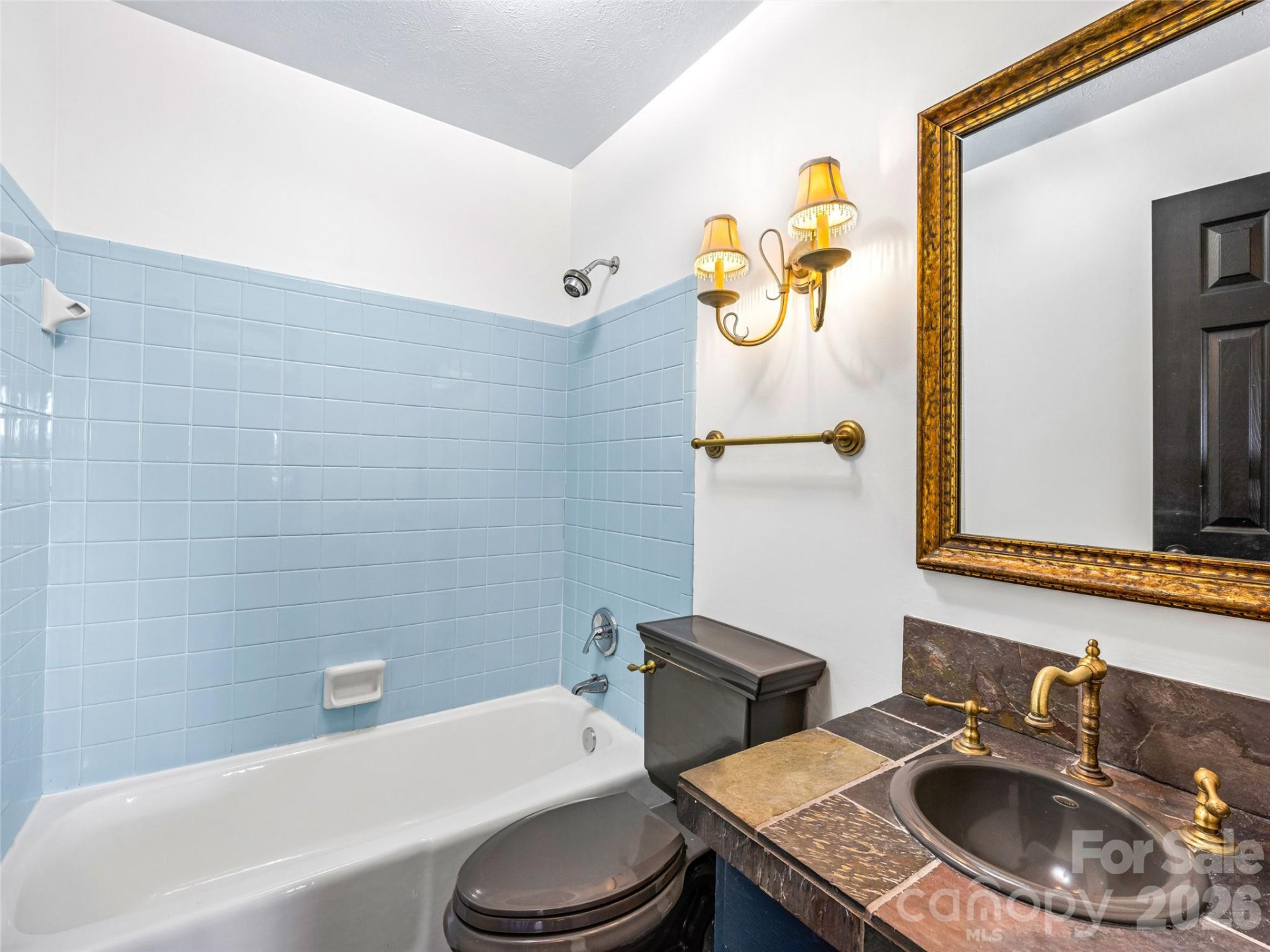 34 Southwicke Drive - Photo 19