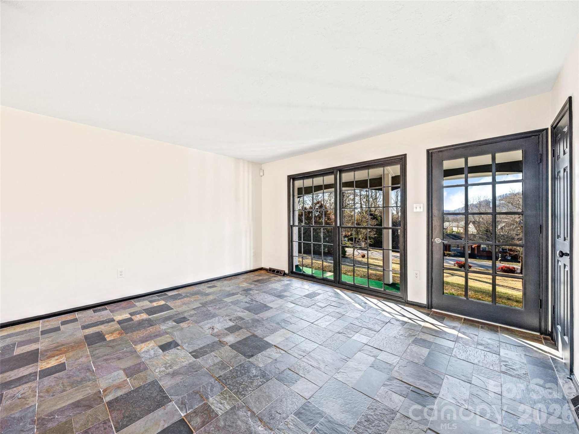 34 Southwicke Drive - Photo 9