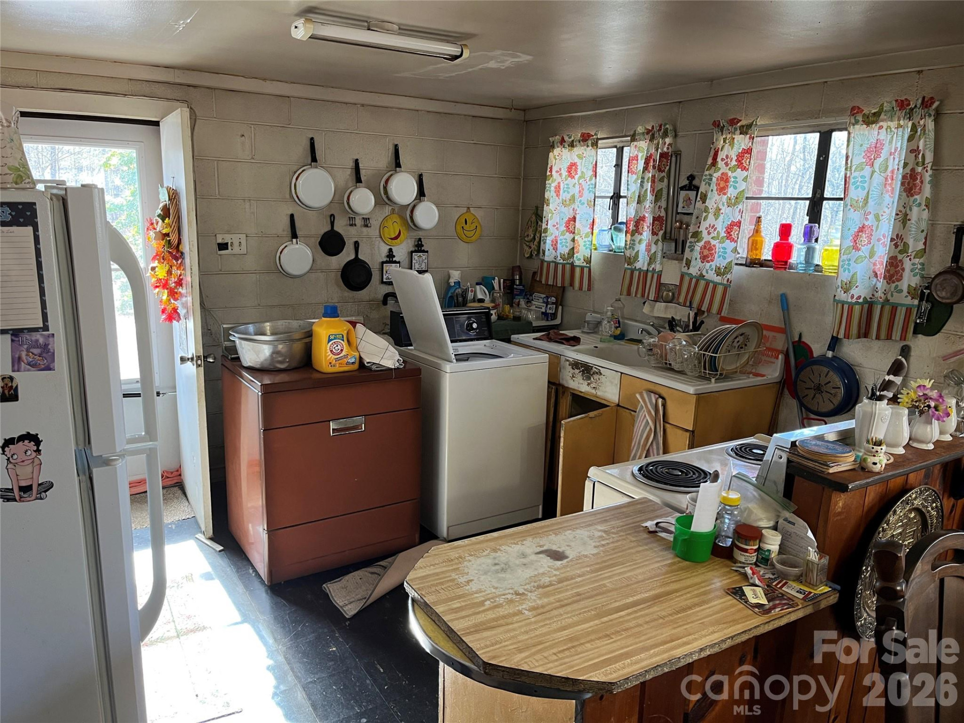 579 Lakey Gap Road - Photo 16