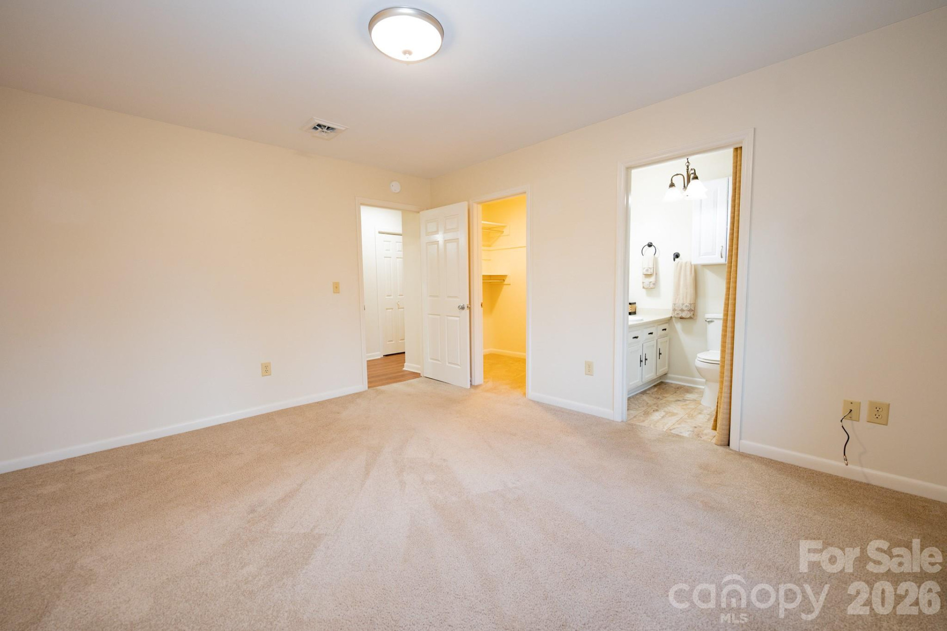 250 Eastwood Village Drive - Photo 17