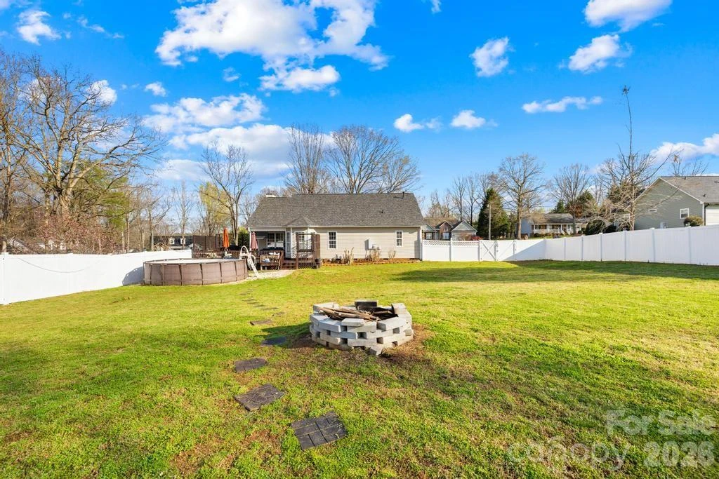 105 Laura Court - Photo 28