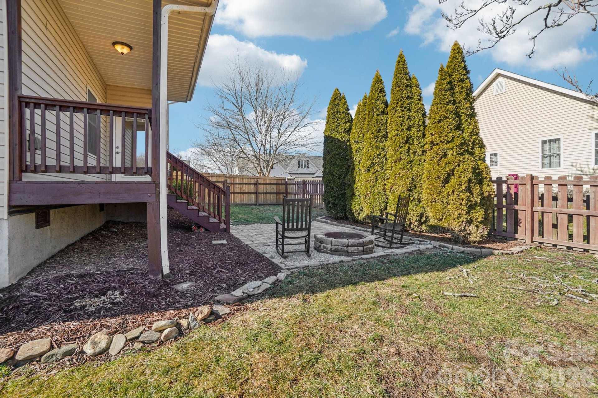 174 Springfield Meadow Drive - Photo 32