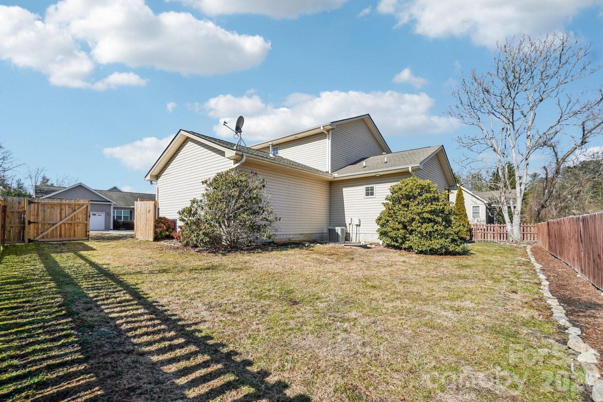 174 Springfield Meadow Drive - Photo 33