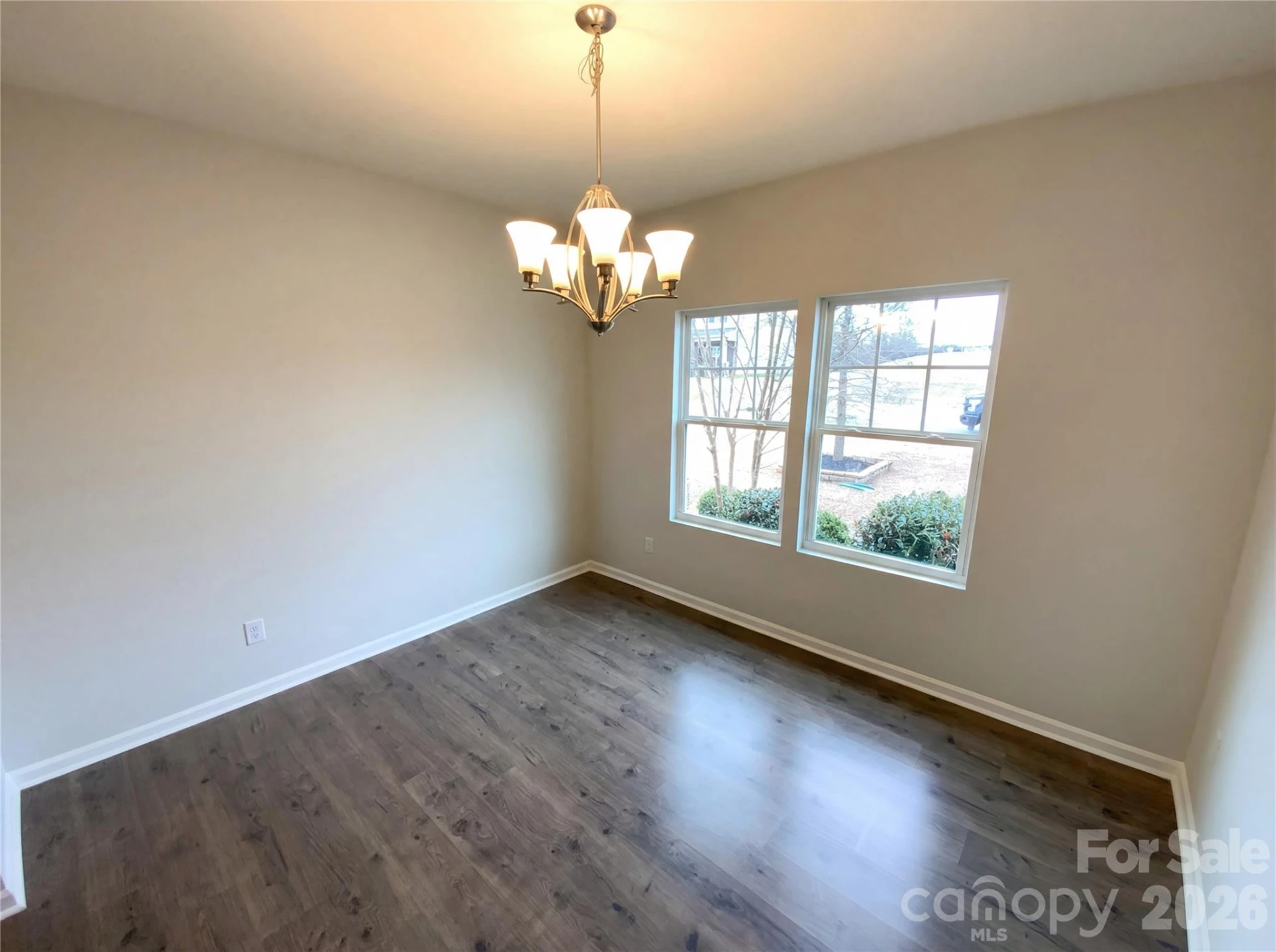 5633 Barclay Court - Photo 7
