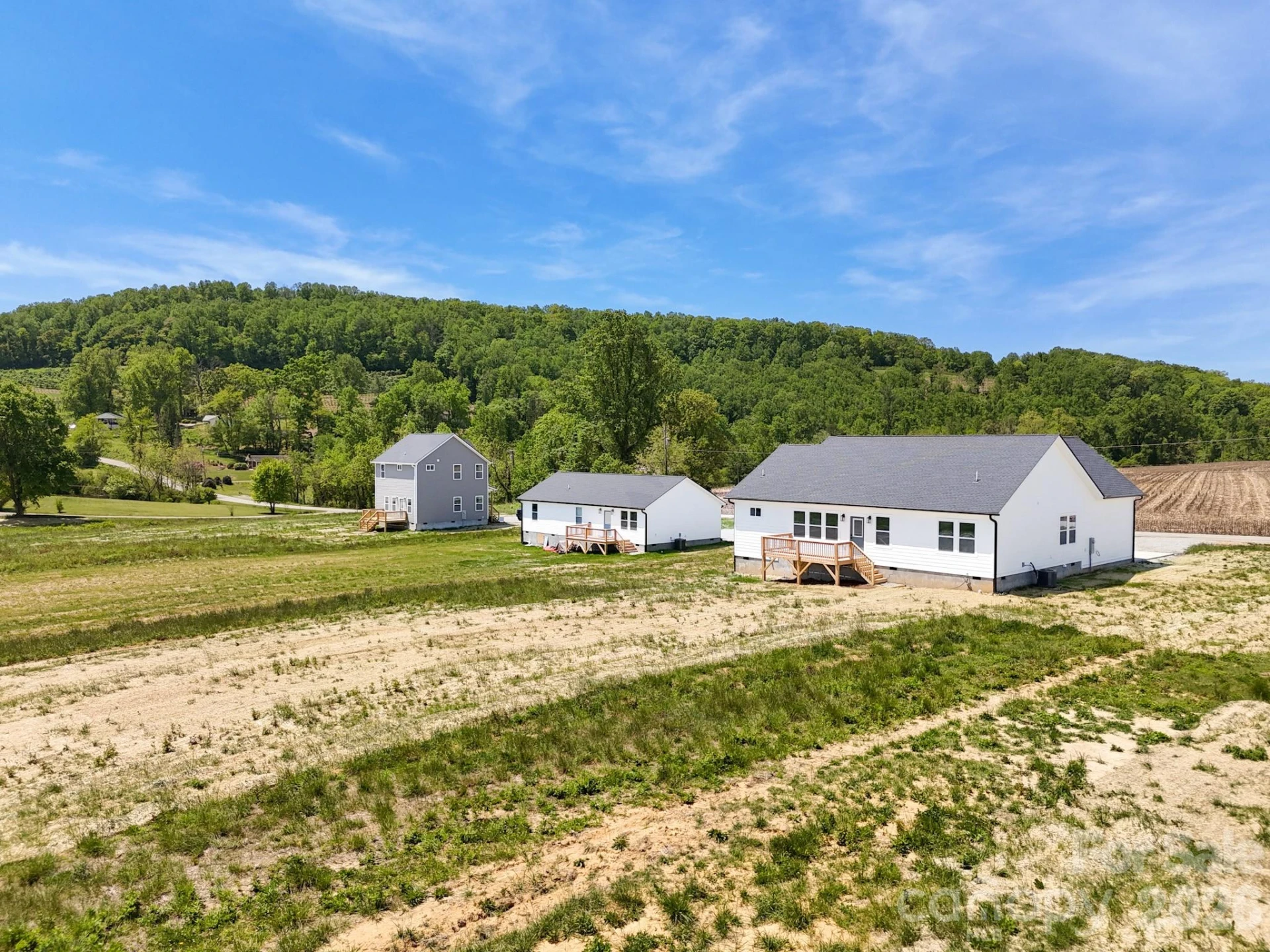 654 Beehive Road - Photo 6