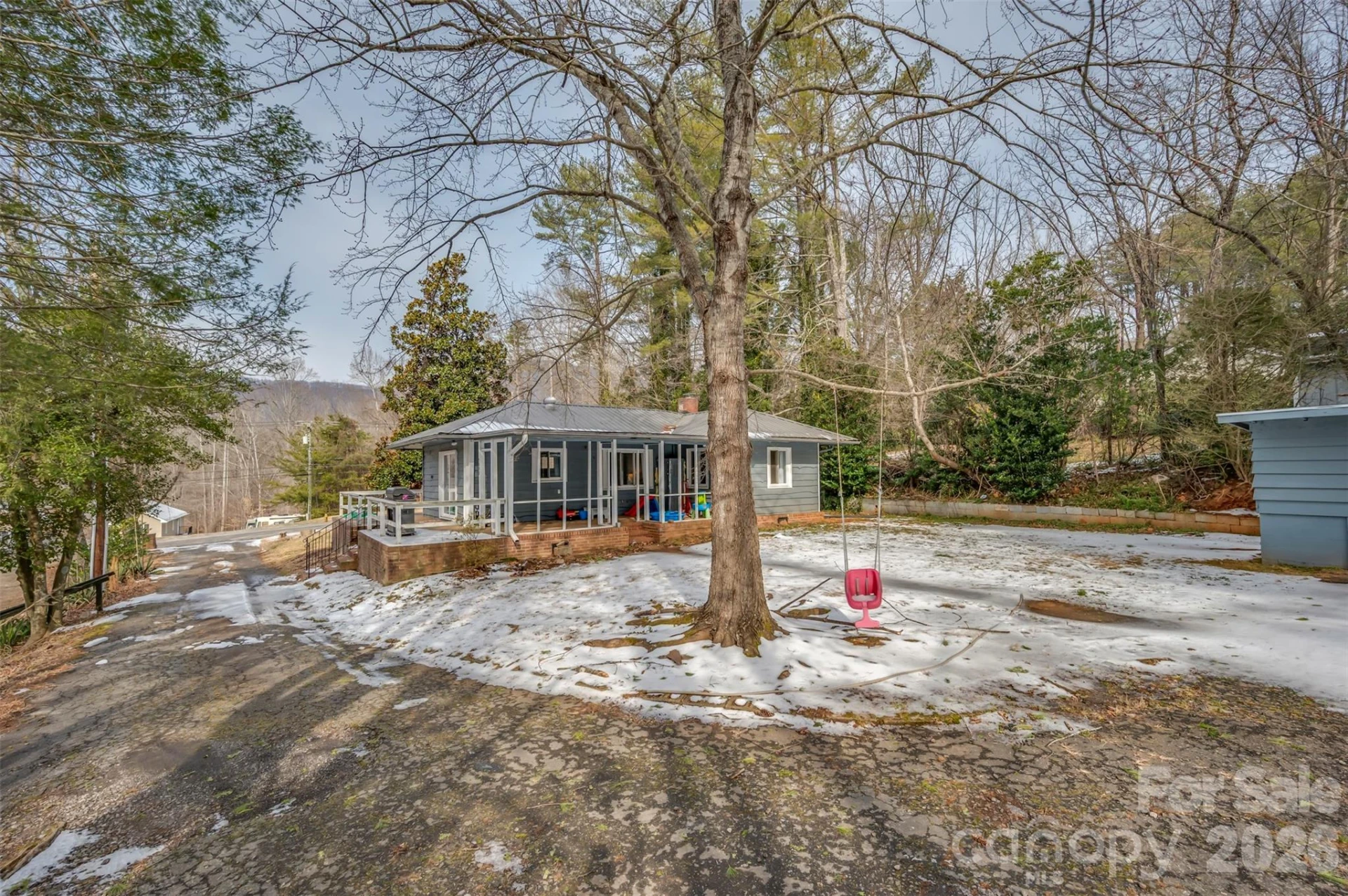 1685 Lynn Road - Photo 29