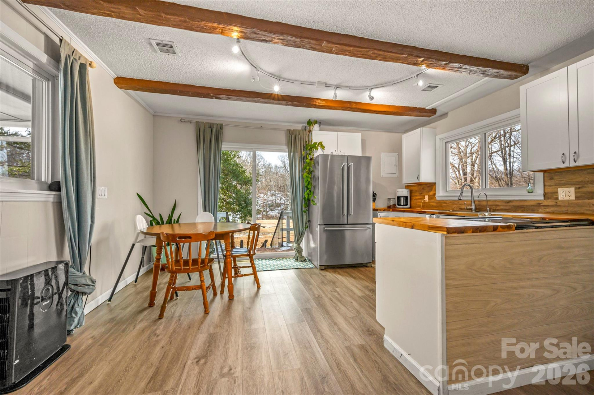 1685 Lynn Road - Photo 10