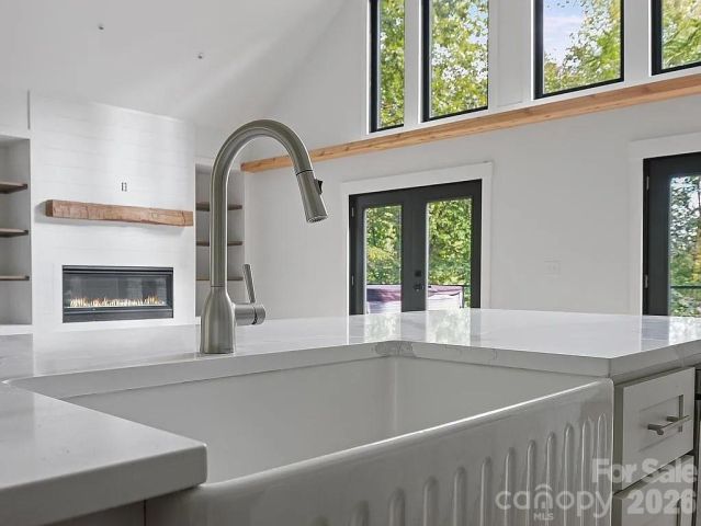 384 Cascada Vista Drive