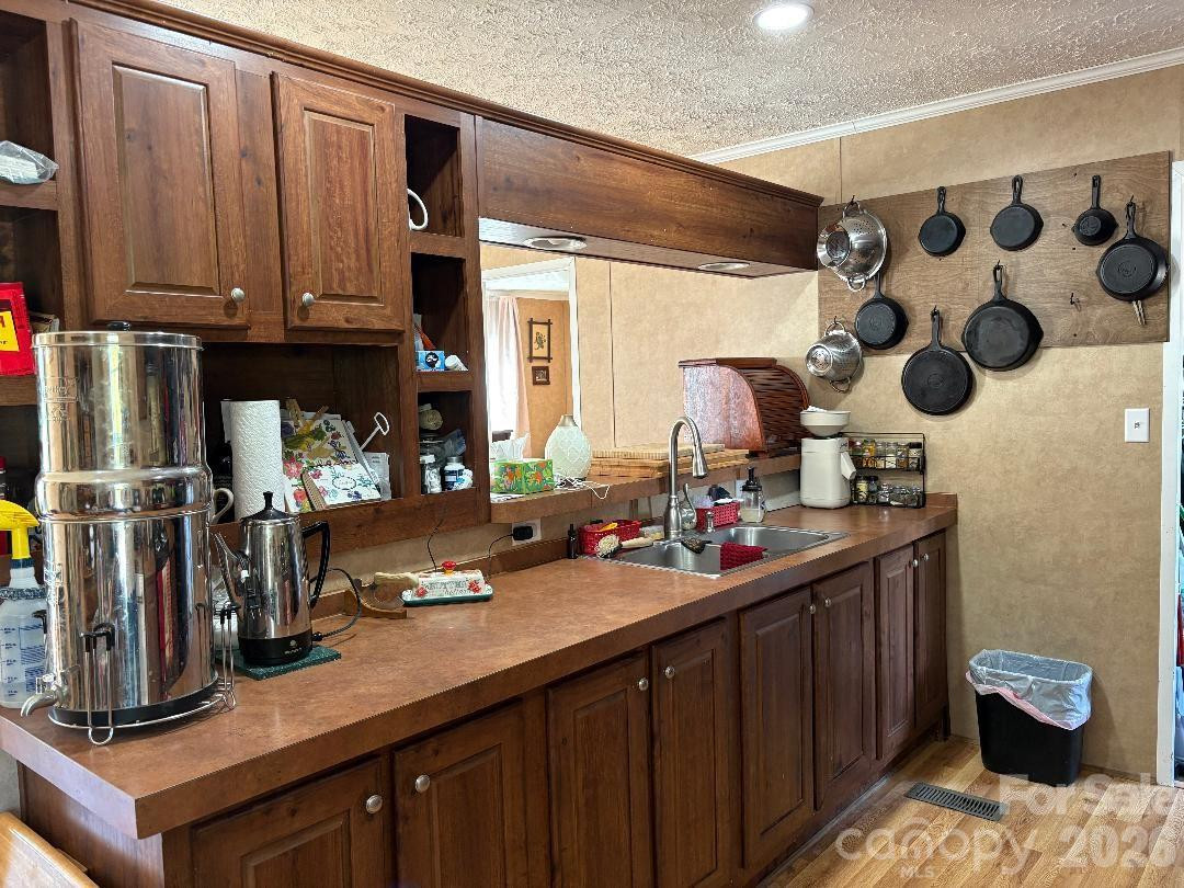 1735 Roy Caldwell Street - Photo 9