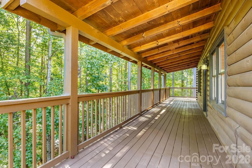 447 Hidden Lake Parkway - Photo 23