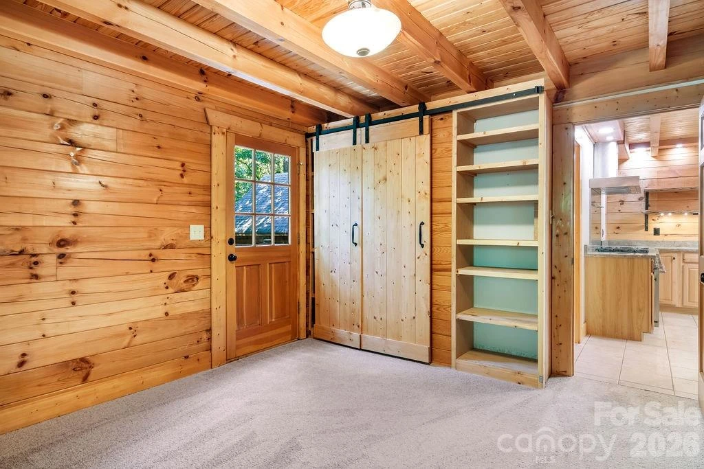 447 Hidden Lake Parkway - Photo 7