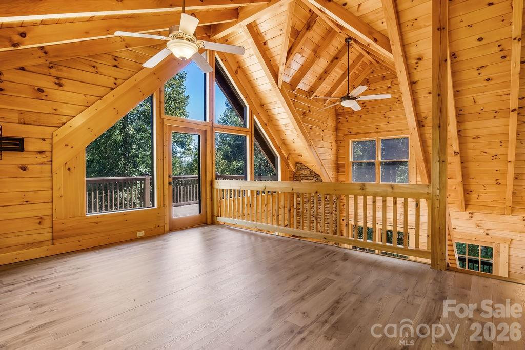 447 Hidden Lake Parkway - Photo 10